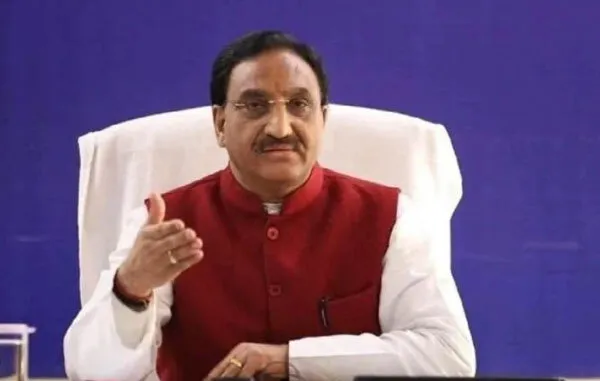 कोरोना संकट: निशंक ने राज्यों के शिक्षा सचिवों से शिक्षा पर की चर्चा