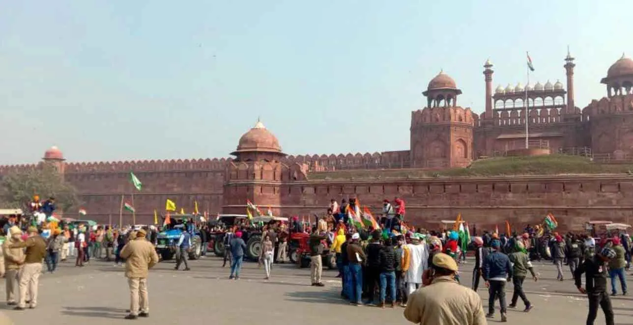 गणतंत्र दिवस हिंसा मामला: ट्रैक्टर रैली के लिए बड़ी संख्या में खरीदे थे ट्रैक्टर: पुलिस