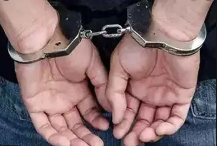 साढ़े चार लाख की हेरोइन सहित कार सवार युवक व दो महिलाएं गिरफ्तार