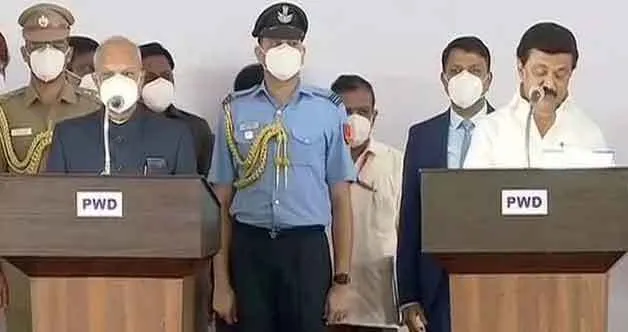 डीएमके प्रमुख स्टालिन ने ली तमिलनाडु के मुख्यमंत्री पद की शपथ