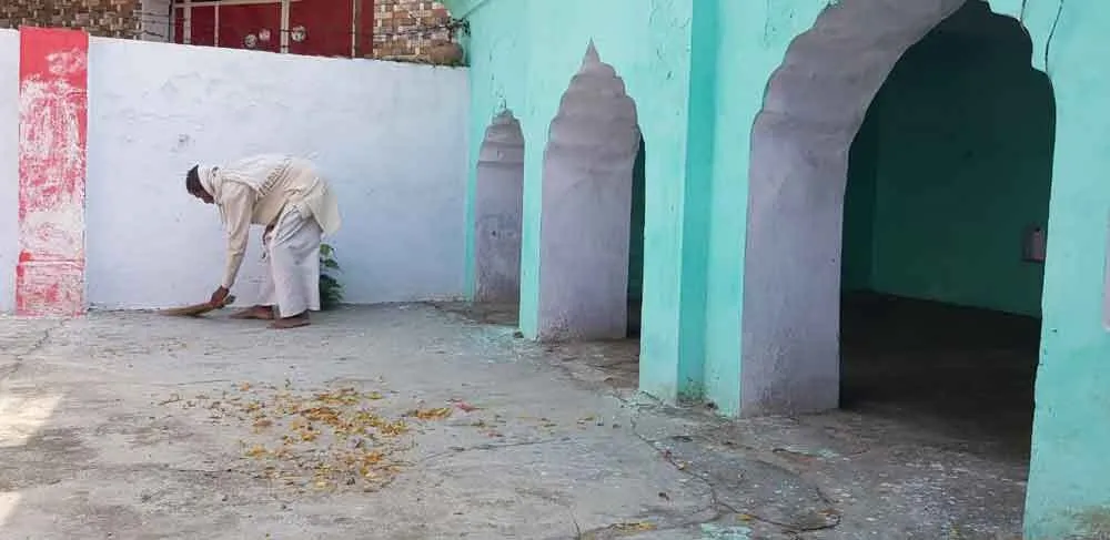 पूजनीय परम पिता शाह सतनाम जी महाराज से प्रेरित होकर 34 साल से मस्जिद को संभाल रहा राम बीर