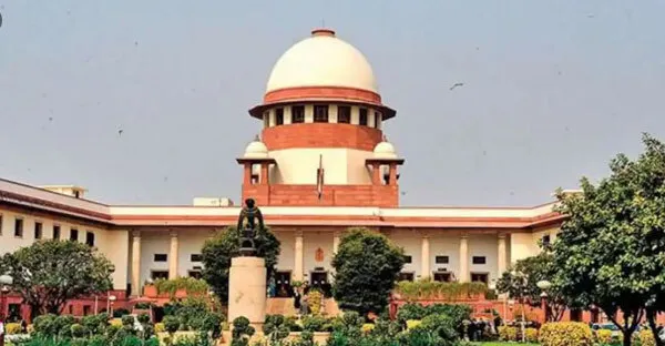 परमवीर सिंह की याचिका की सुनवाई से हटे जस्टिस गवई