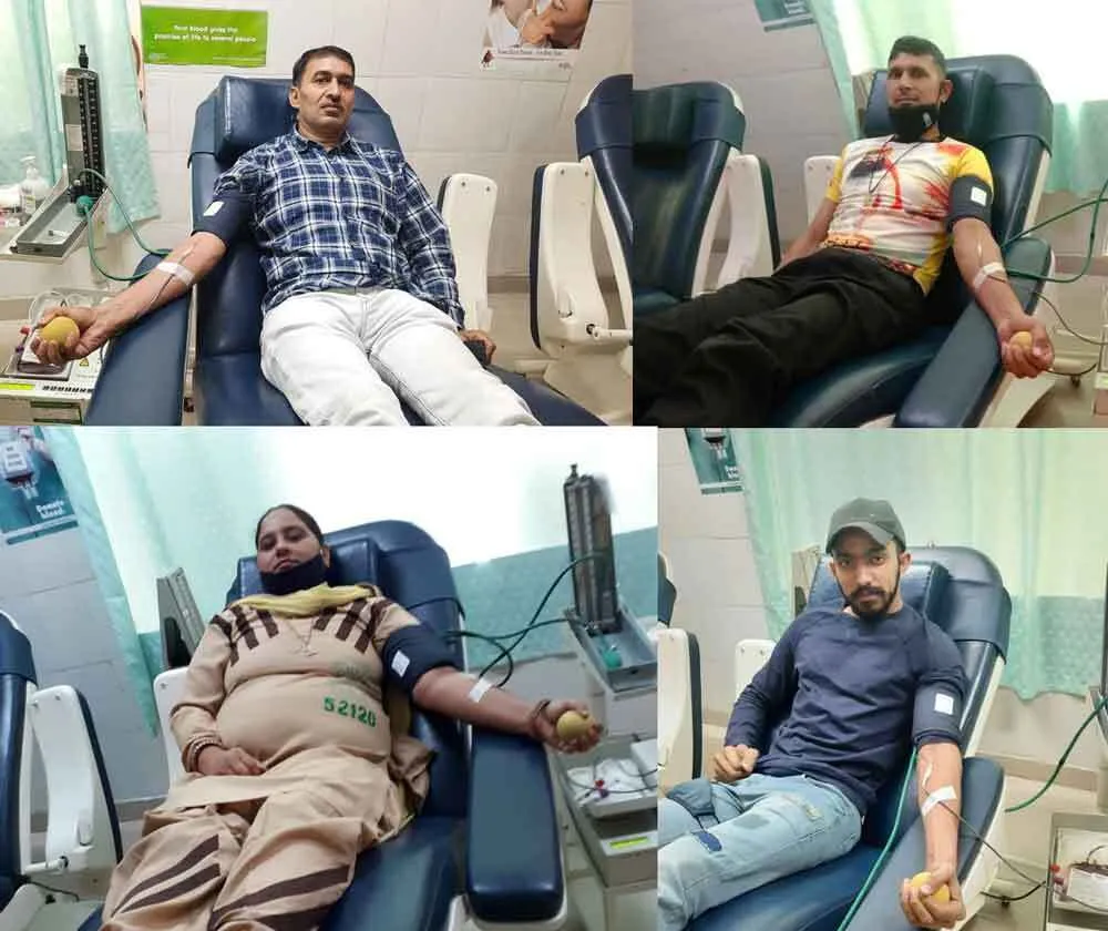 कोरोना में जरूरतमंदों को खून उपलब्ध करा रहे डेरा अनुयायी