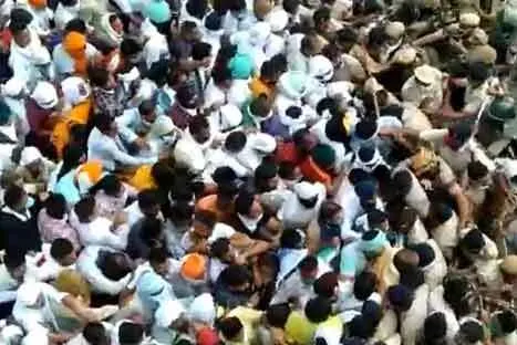 आंदोलन में शख्स को जिंदा जलाने का मामला: झज्जर पुलिस अधीक्षक से मिले किसान, निष्पक्ष जांच की मांग