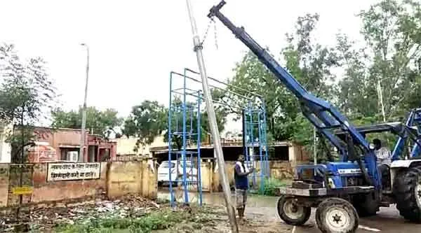 झमाझम बरसे, ओलों की भी बारिश
