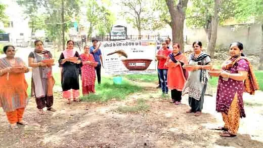 …अब हर छत पर मिलेगा पक्षियों को दाना-पानी