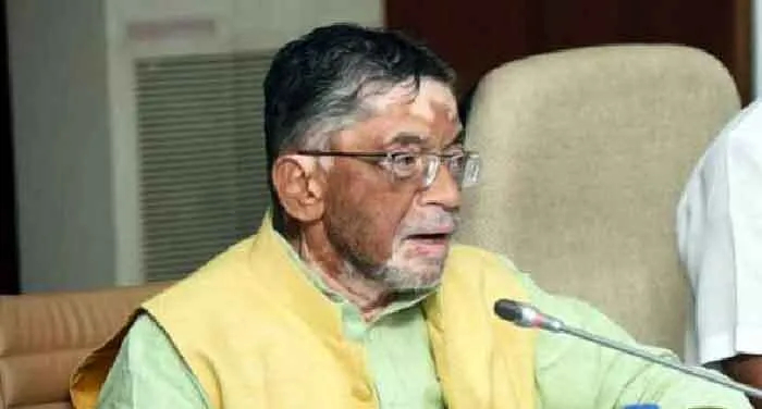‘भविष्य निधि अंशदान जमा कराने में आधार अनिवार्य होना श्रमिकों के हित में नहीं‘