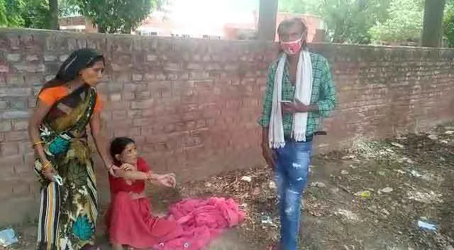 मानवता शर्मशार, दर्द से तड़पती रही गर्भवती महिला, नहीं पसीजा दिल