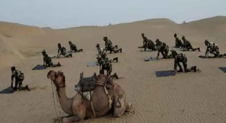 जैसलमेर से लगती अंतर्राष्ट्रीय सीमा पर बजा योग का डंका