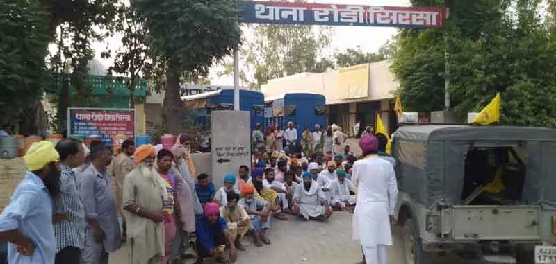 सरसा में डिप्टी स्पीकर गंगवा व सांसद दुग्गल पर पत्थराव