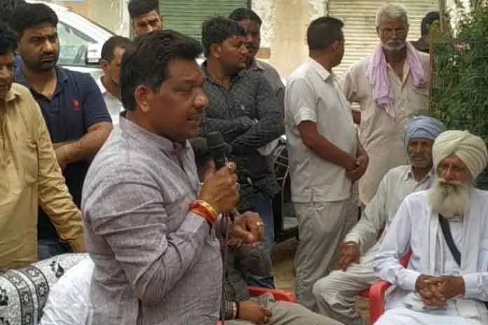 अब सरसा वासियों को घर द्वार पर ही मिलेंगे फल, सब्जियां