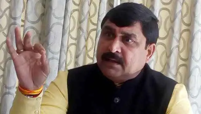 अब नौकायन की इंटरनेशनल खिलाड़ी की मदद को आगे आए विधायक कुंडू
