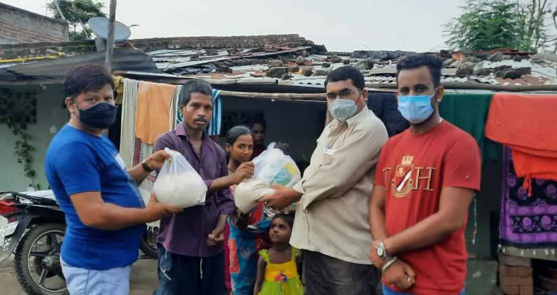 नागपुर की साध-संगत ने 10 जरूरतमंद परिवारों को दिया राशन
