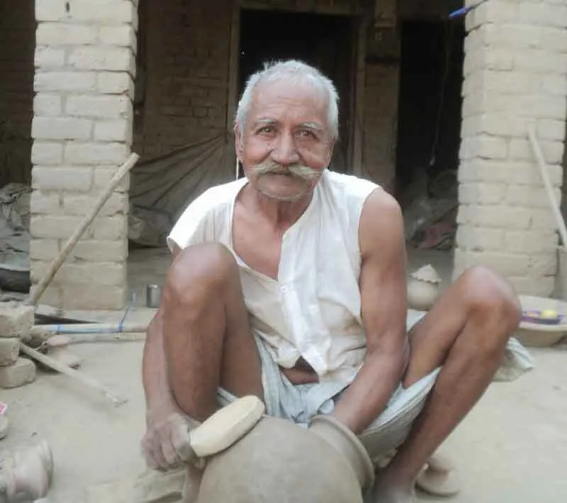 मिट्टी कारीगरों को आवे-पंजावे की जगह उपलब्ध करवाने में सरकार नाकाम