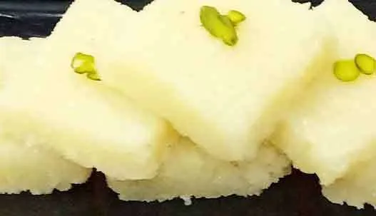 ताजा नारियल की बर्फी