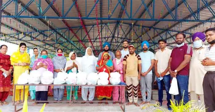 ब्लॉक पटियाला, धबलान, हरदासपुर और मंडोड़ की साध-संगत ने जरूरतमंद परिवारों को बांटा राशन