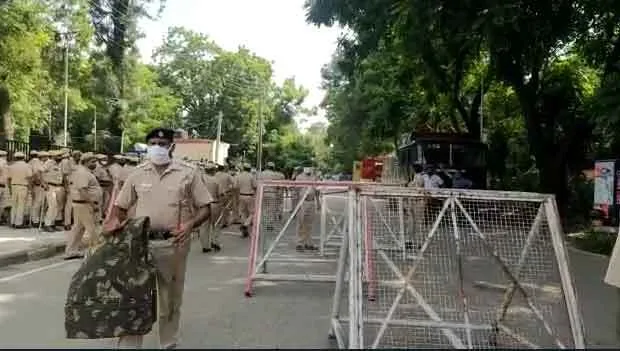 पंजाब बता दें कि क्या वह दो फसलों के अलावा किसी अन्य पर एमएसपी देता है: मनोहर