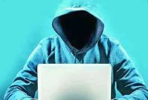 फिल्मी अंदाज में 80 लाख रुपये की ठगी