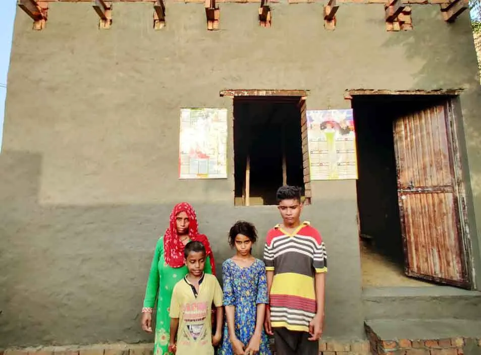 डेरा श्रद्धालुओं ने जरूरतमंद महिला को बनाकर दिया ‘आशियाना’