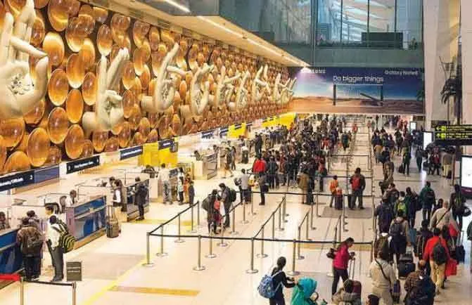 इंदिरा गांधी अतंरराष्ट्रीय एयरपोर्ट को बम से उड़ाने की धमकी, दिल्ली में पुलिस अलर्ट