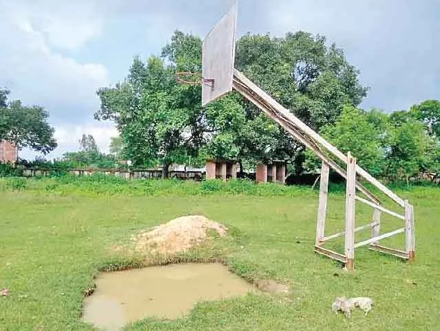 ऐसे कैसे आएंगे मैडल : ग्रामीण क्षेत्रों में खेल सुविधाओं की कमी, खिलाड़ियों पर पड़ रही भारी
