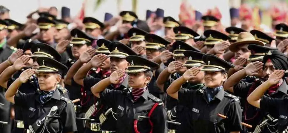 सुप्रीम कोर्ट का बड़ा फैसला: अब एनडीए एग्जाम दे सकेंगी लड़कियां