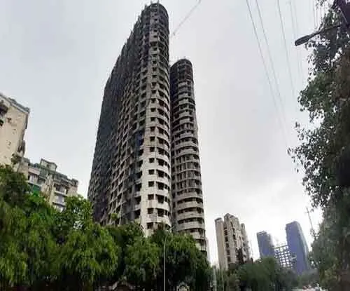 सुपरटेक को सुप्रीम कोर्ट से झटका : नोएडा के 40 फ्लोर वाले दोनों टावर्स ढहाने का आदेश