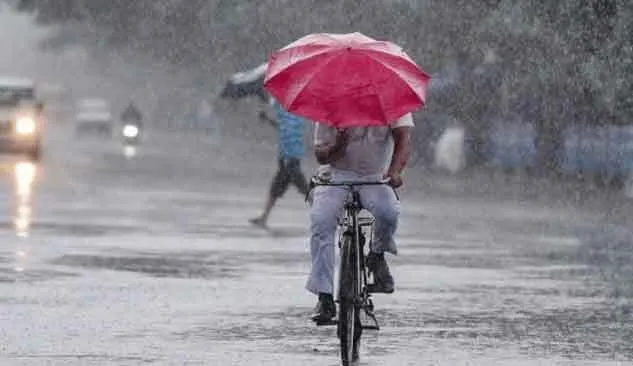 दिल्ली-एनसीआर में झमाझम बारिश