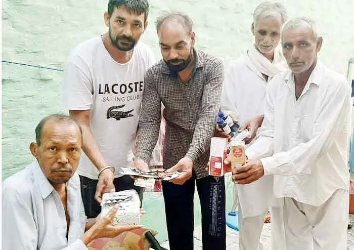 दो सालों से दुर्घटना में घायल का इलाज करवा रहे डेरा श्रद्धालु