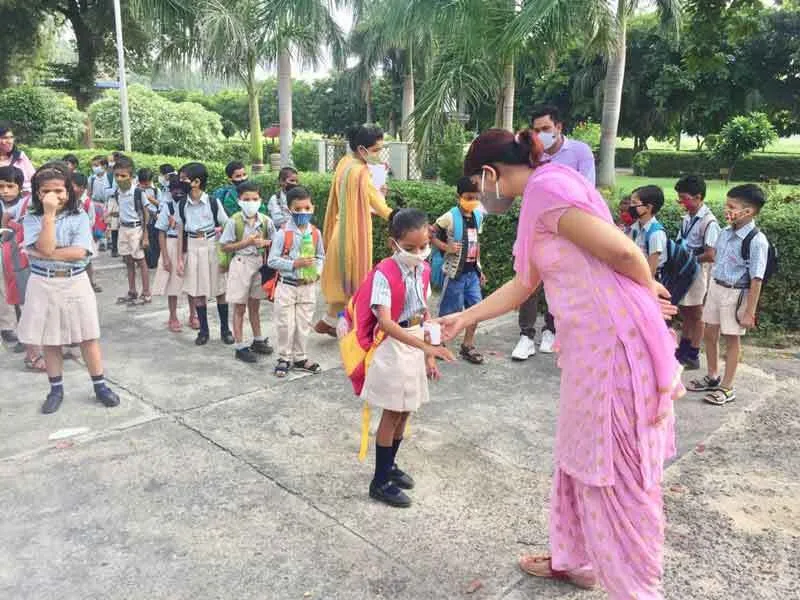 भिवानी में 28 हजार व हरियाणा में करीब छह लाख बच्चों की पढ़ाई हो रही थी बाधित