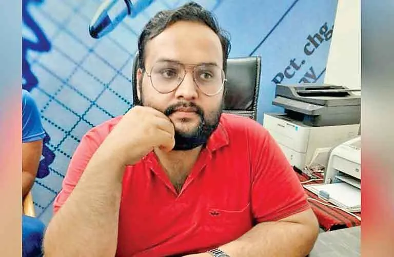 पिता की मेहनत से मिला संबल, अब सीए बन गया श्रीगंगानगर का साहिल
