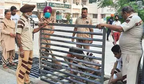 साध-संगत ने जगराओं के सिविल अस्पताल में चलाया सफाई अभियान