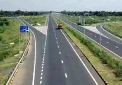 दिल्ली-मुंबई एक्सप्रेस-वे की प्रगति की समीक्षा करेंगे गडकरी