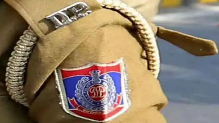 दाऊद के गुर्गों से लड़ने वाला दिल्ली पुलिस का सिपाही महेन्द्रगढ़ जिला प्रशासन के सामने बेबस