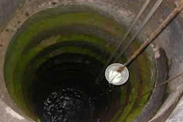 कुएं में दम घुटने से चार लोगों की मौत