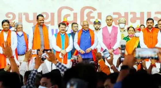 भूपेन्द्र सरकार में 10 कैबिनेट समेत 24 मंत्रियों ने ली शपथ, एक भी पुराने चेहरे को जगह नहीं