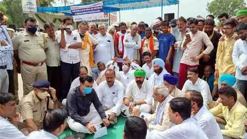 श्रीगंगानगर मार्ग ढाई घंटे रखा जाम