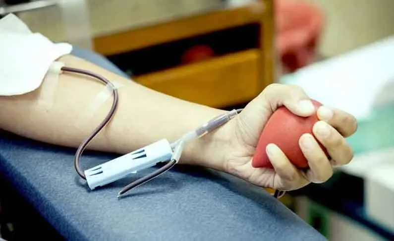 डेरा श्रद्धालु ने रक्तदान कर की मरीज की मदद