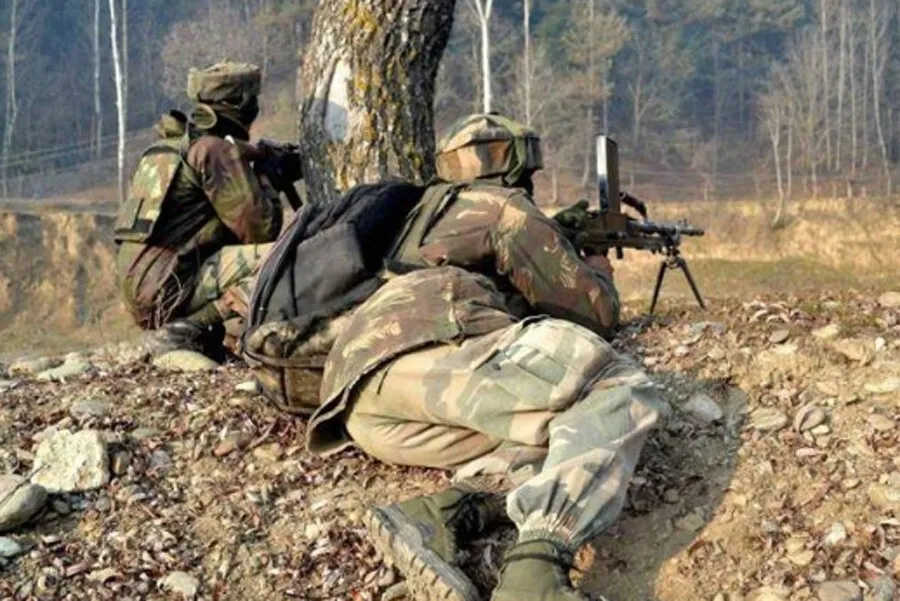 पुंछ में मुठभेड़, दो राइफलमैन शहीद