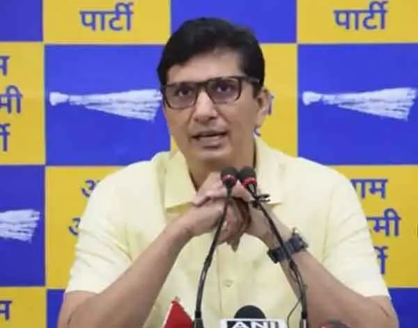 दिल्ली में डेंगू फैलाने का षड्यंत्र रच रही भाजपा: आप