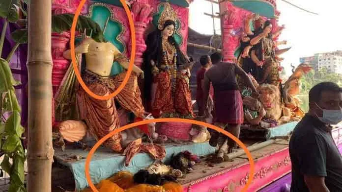 बंगलादेश में दुर्गा पूजा में हिंदू मंदिरों में तोड़फोड़, हिंसा के खिलाफ प्रदर्शन