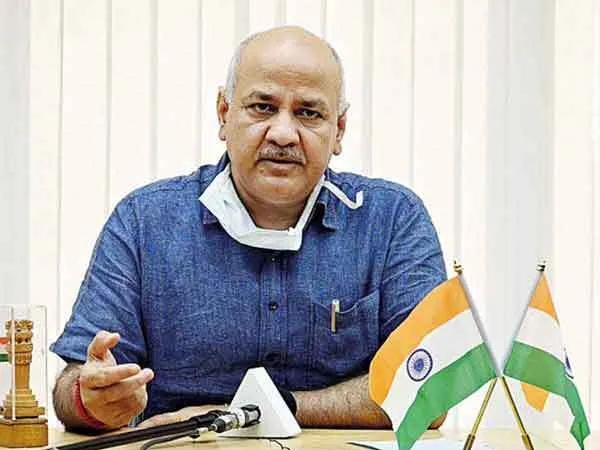 सिसोदिया ने विनोद नगर में भूमाफियाओं से छुड़वाई जमीन