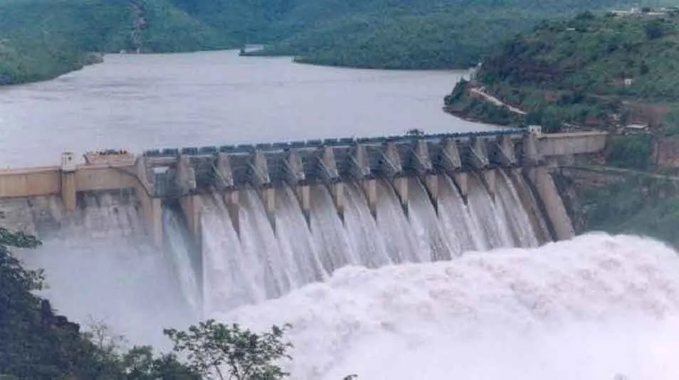 केरल में नौ बांधों में रेड अलर्ट