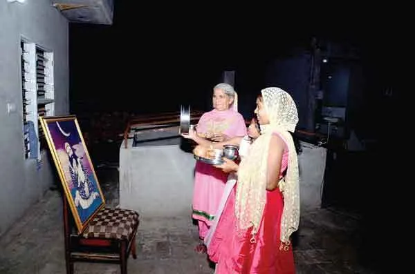 पूज्य गुरु जी की अच्छी सेहत और दीर्घायु के लिए करोड़ों साध-संगत ने रखा व्रत