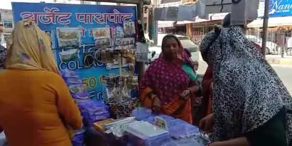 त्यौहारों पर दिखी महामारी और महंगाई की मार