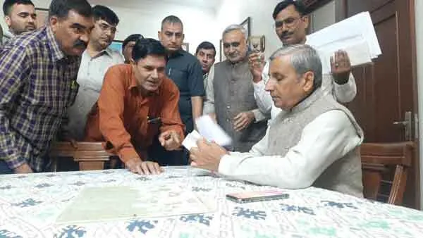 सरकार को अस्थिर कर कुर्सी हथियाना चाहती है कांग्रेस: कृषि मंत्री जे.पी. दलाल