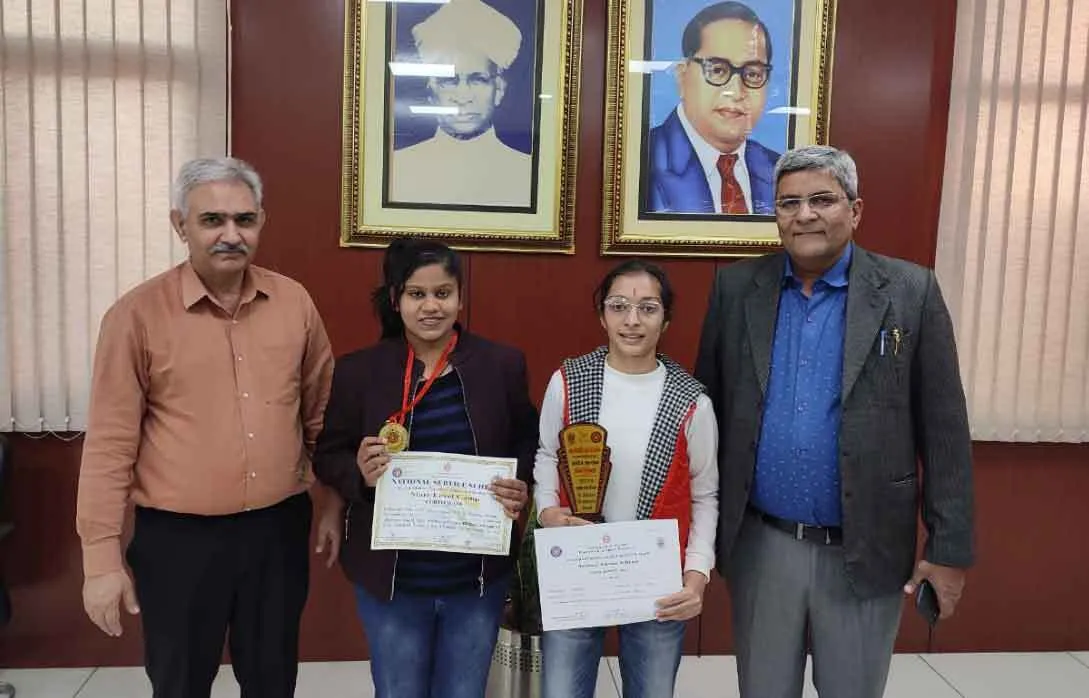 राज्य स्तरीय एनएसएस कैंप में छाई सीडीएलयू की छोरियां