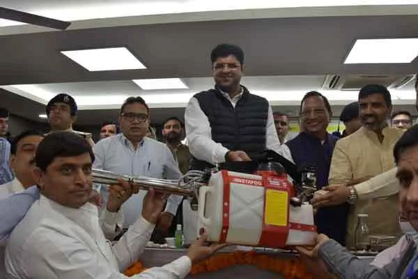 डेंगू-मलेरिया बढ़ते प्रकोप को रोकने लिए तेज होगा फॉगिंग अभियान