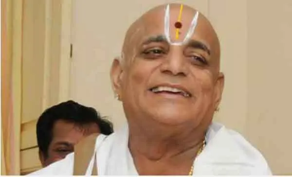तिरूपति मंदिर के अधिकारी डॉलर शेषाद्री का विशाखापत्तनम में निधन