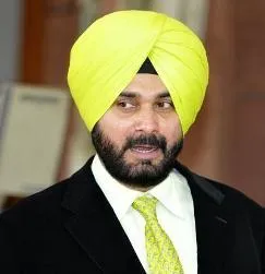 नवजोत सिंह सिद्धू की मुसीबत बढ़ी : कोर्ट के काम में दखलअंदाजी का लगा आरोप
